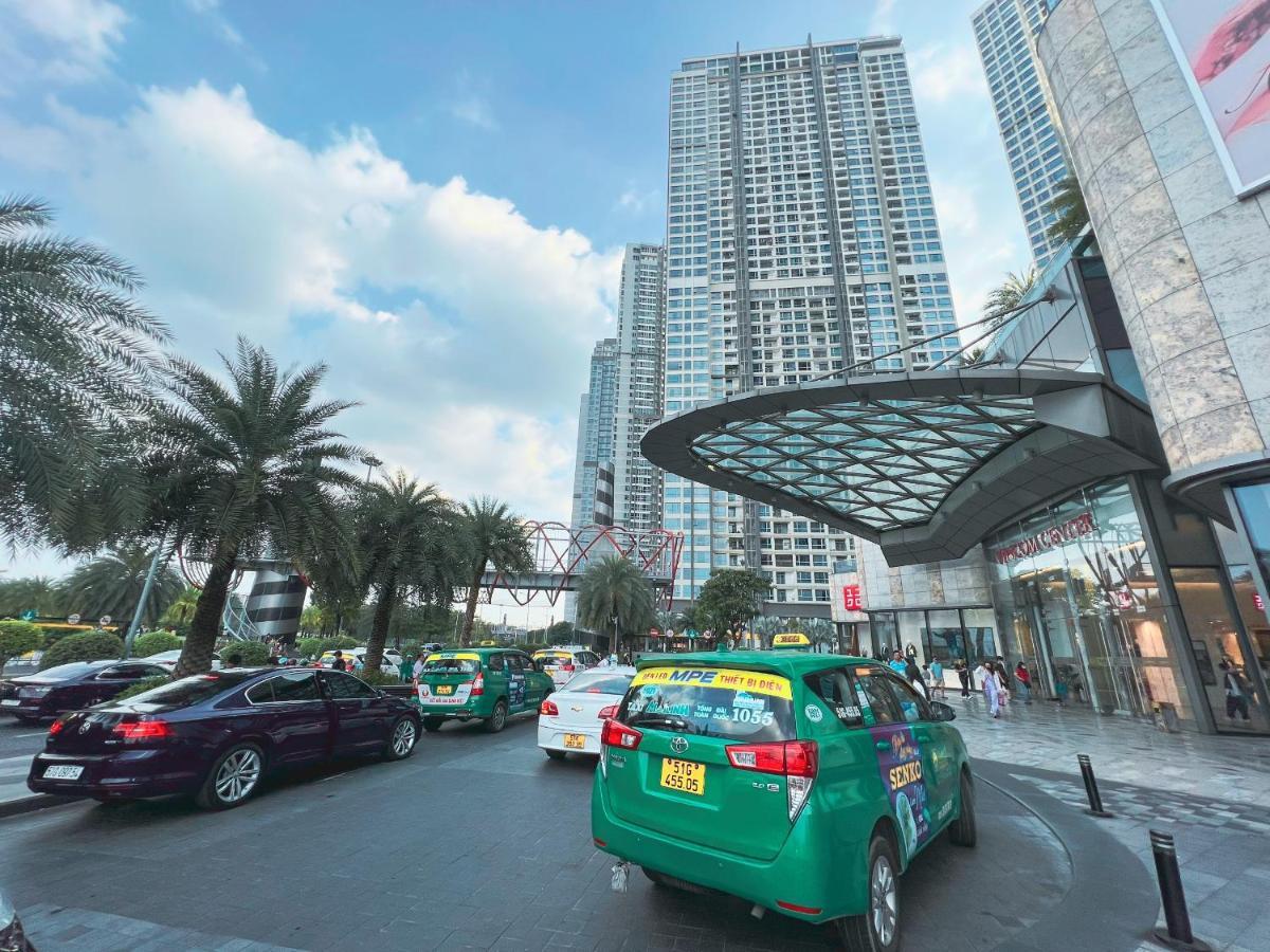 Landmark 81 - Imperial Residence Ho Chi Minh City Exterior photo
